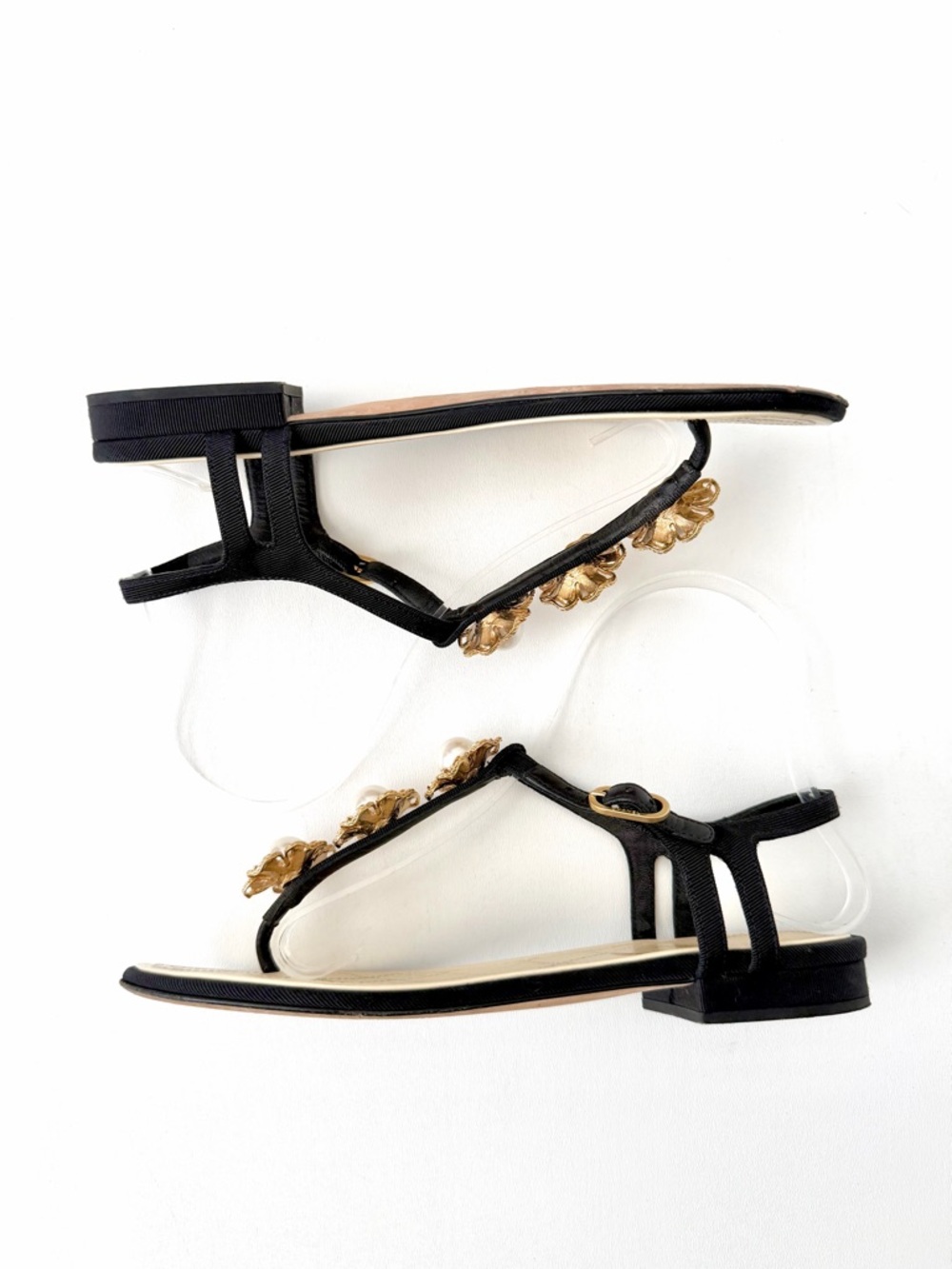 CHANEL | Pearl Camellia Black Grosgrain Thong Sandals CC Logo Slingback EU 37C - Picture 10 of 16